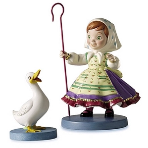 WDCC Disney Classics-It's A Small World Belgium Gathering Friends