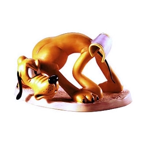WDCC Disney Classics-Beach Picnic Pluto Sticky Situation
