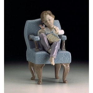 Lladro An Unexpected Gift (boy)-6510.